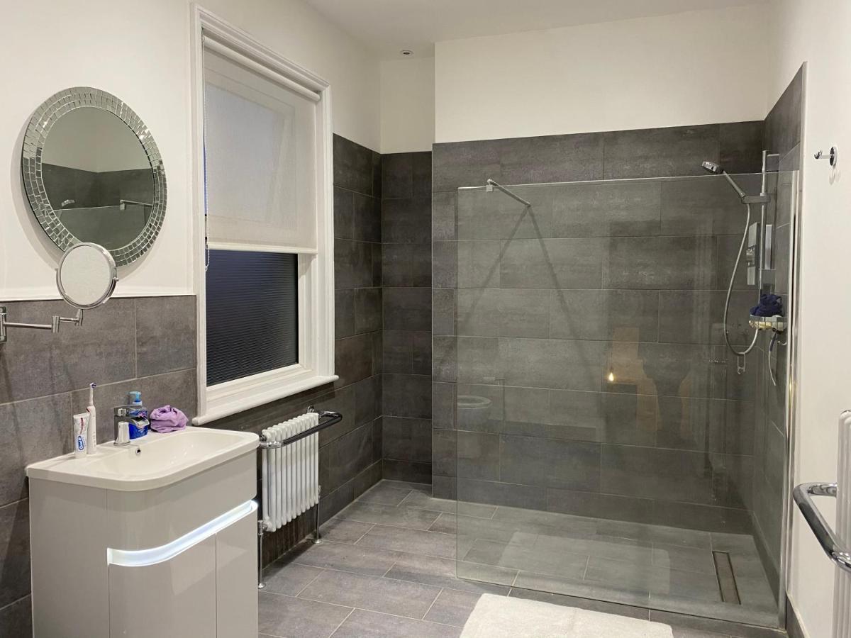 Westgate Two-Bedroom Homestay Suite Εξωτερικό φωτογραφία